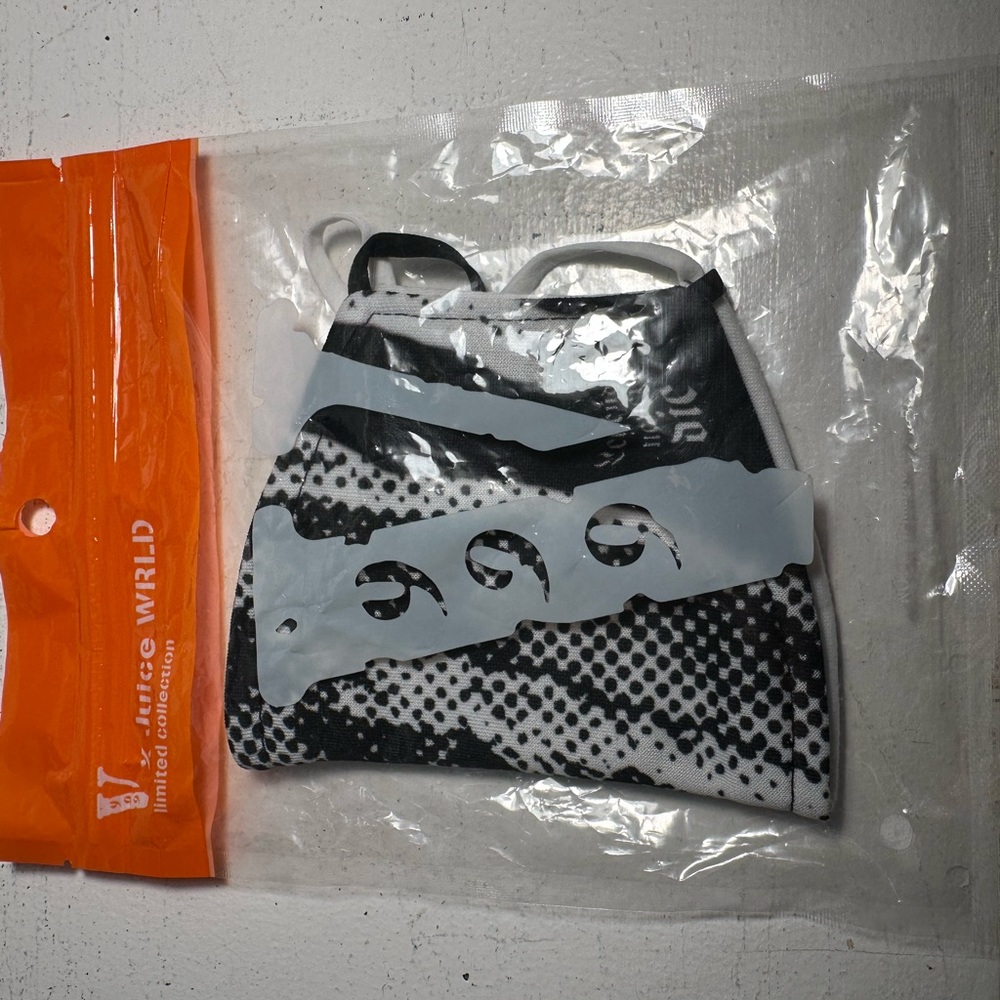 Vlone x juice wrld mask 999